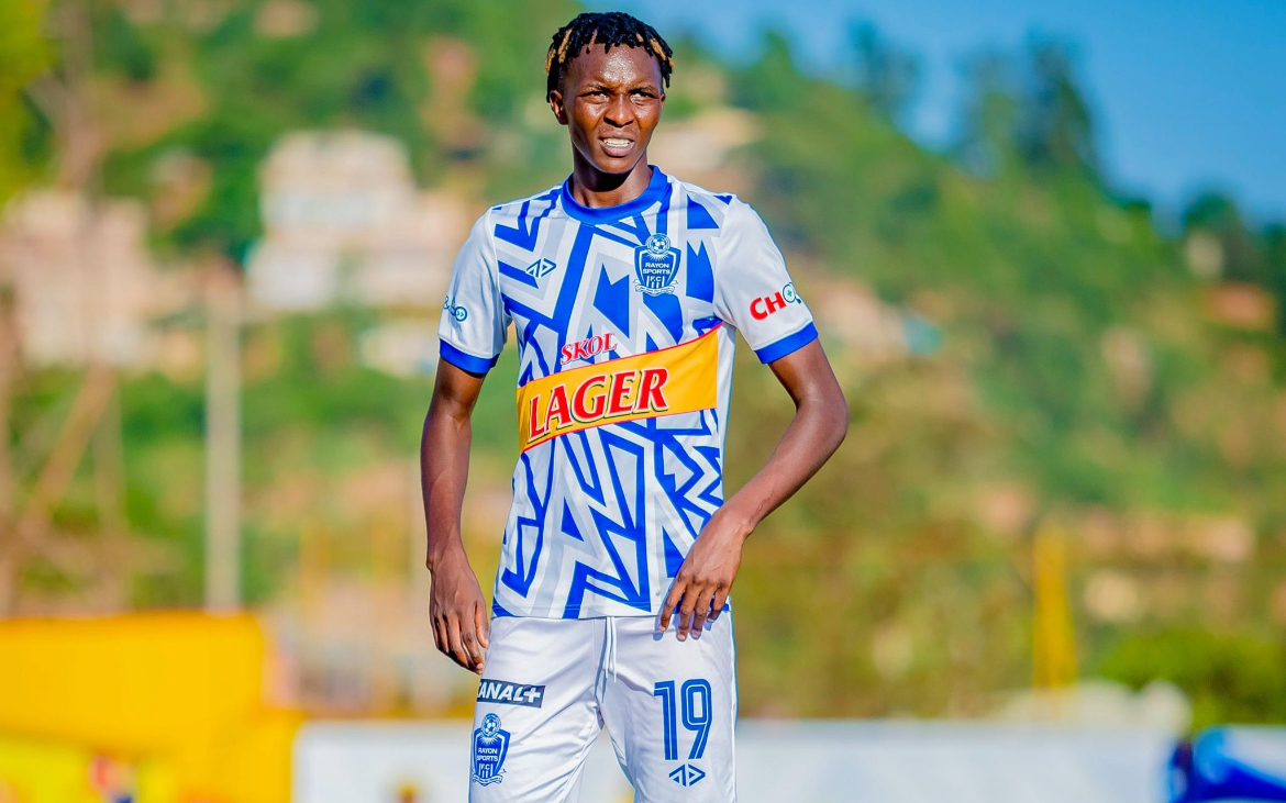 Justin Ikundabayo wari wirukanwe muri Rayon Sports akajya muri Muhazi, yagaruwe igitaraganya
