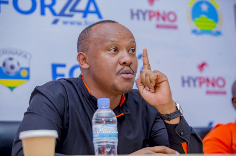 Bavane politiki mu mupira - KNC yijunditse bikomeye FERWAFA