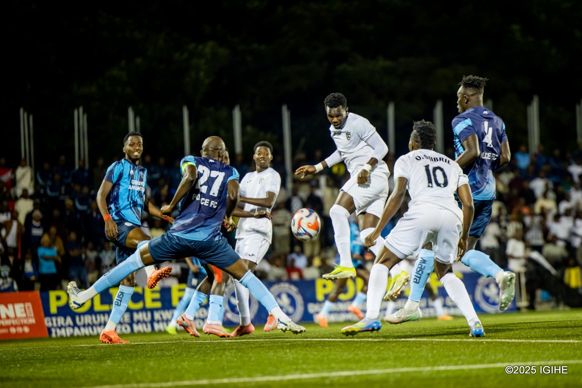APR FC na Police FC zananiwe kwisobanura mu mukino warimo ishyaka ryinshi