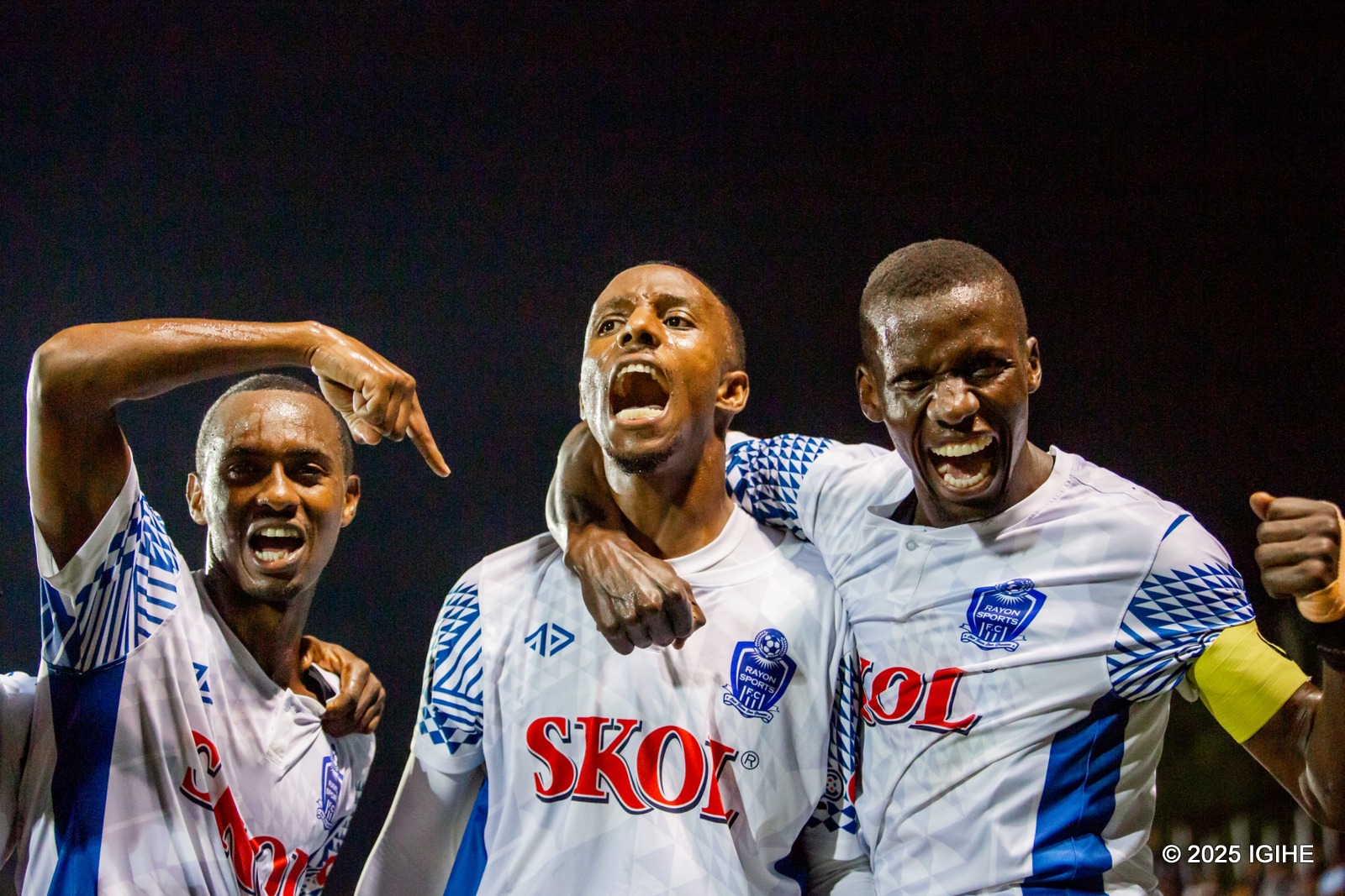 Rayon Sports yiyunze n’abafana itsinda Gorilla FC
