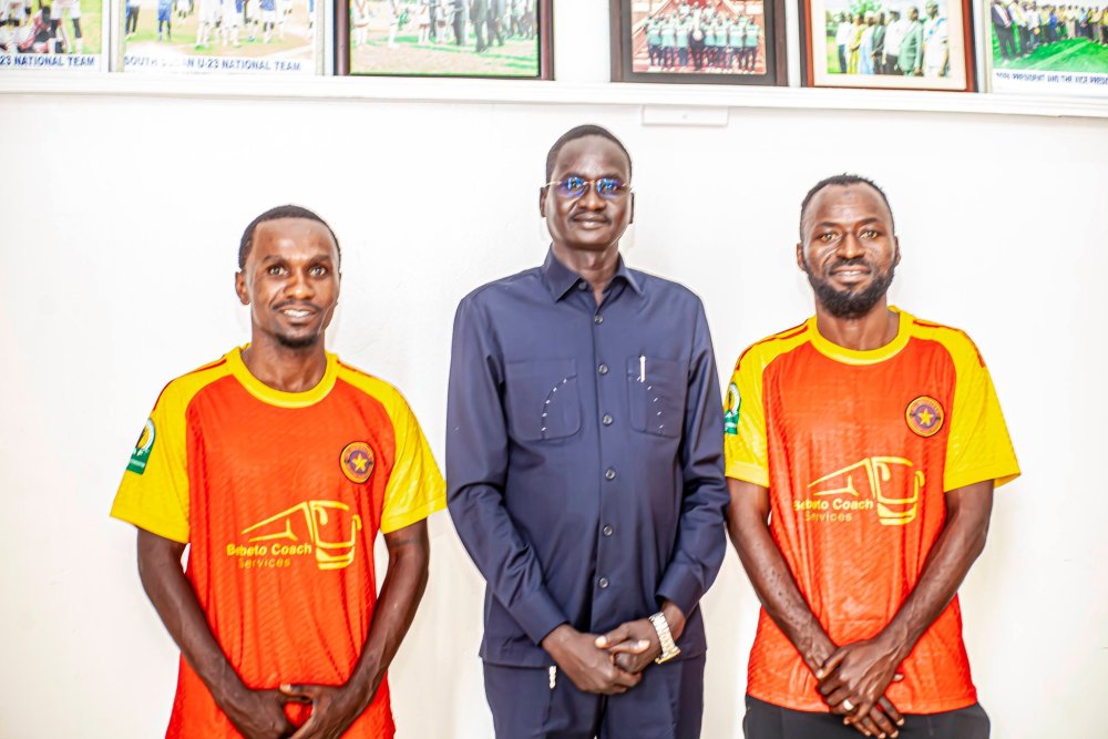 Serumogo na Tshabalala bahawe ikaze mu ikipe nshya basinyiye