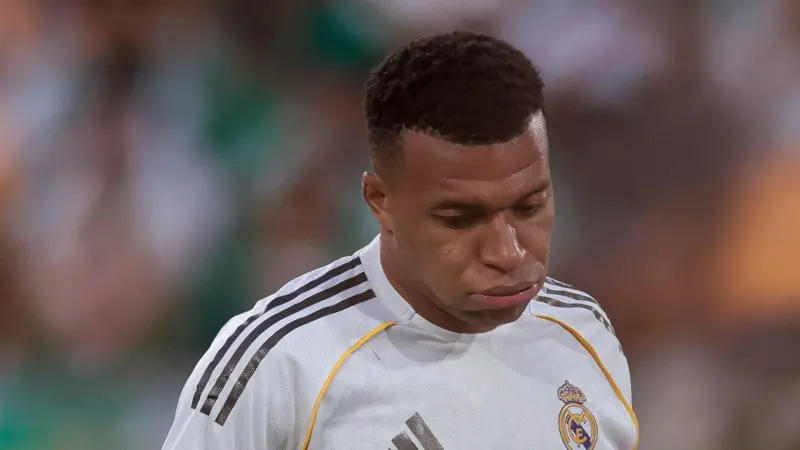 Kylian Mbappe ashobora kudakina umukino wa El Clasico