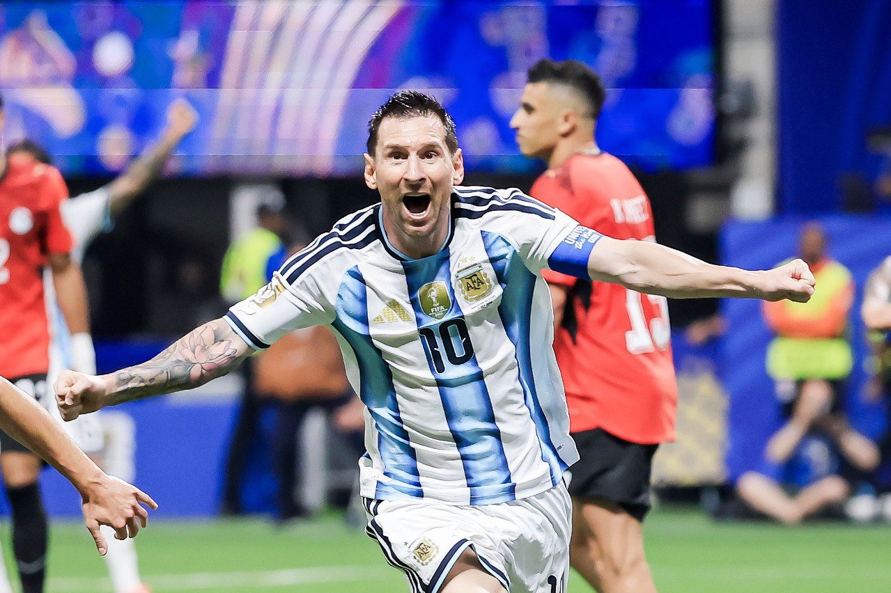 ‎Argentine yakatishije itike ya 1/4 cy'Igikombe cy'Isi isezereye Misiri mu buryo bw'amateka